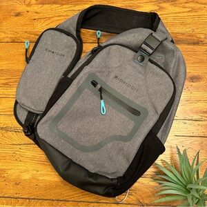 Sherpani Gray and Black Sling Bag